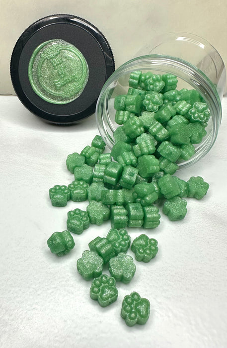 100 Count Paw Shaped Emerald City Sealing Wax Beads